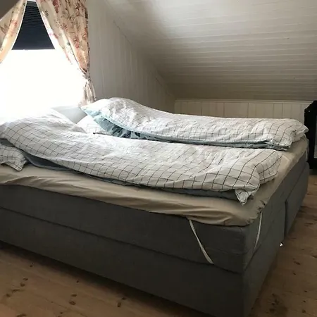 Holiday home Koselig Landsbyhus I Nordfjord Nordfjordeid