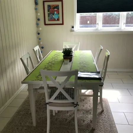 Holiday home Koselig Landsbyhus I Nordfjord *